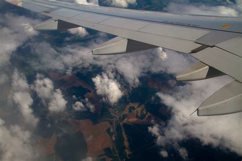 Gambar Sayap Awan Langit Jendela Melihat Suasana Pesawat