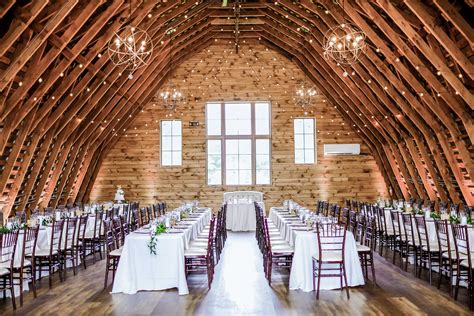 Blog | Barn Wedding Venues Around The US For The Ultimate Winter