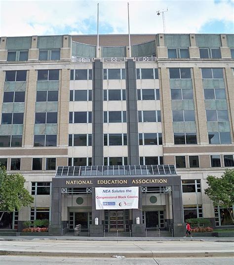 Thousands of staff back call to shut schools for lockdown, union says. Common Core Was 'Botched,' Needs 'Course Correction,' National Education Association Head Says ...