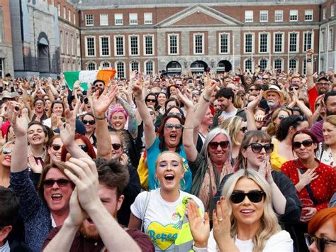 Photos From Ireland As ‘yes Supporters Celebrate Vote To Legalize