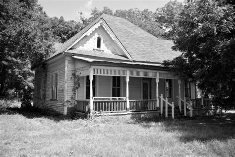 Elevation of Love St, Oakwood, TX, USA - Topographic Map - Altitude Map