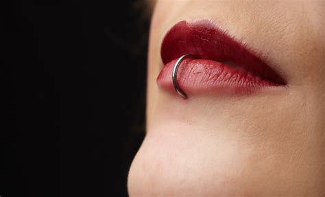 Stylish Lip Piercing For An Appealing Look Womennstyle