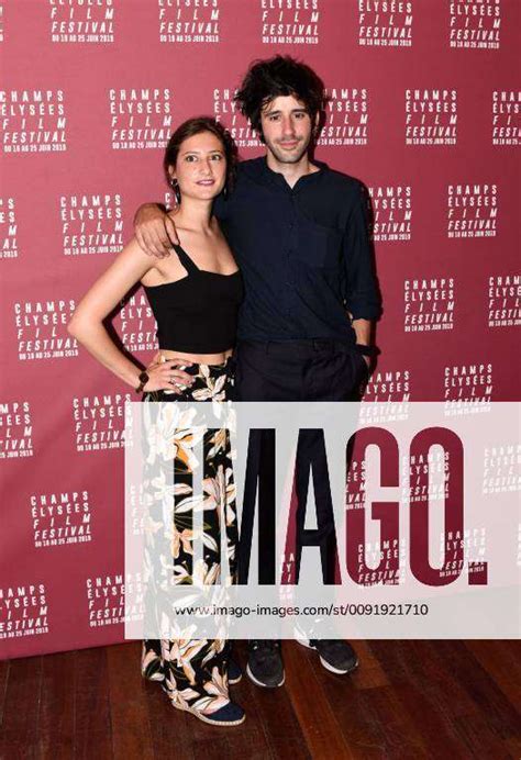 lola creton et alexis hoffman au champs elysees film festival celebrites 8eme edition du champs