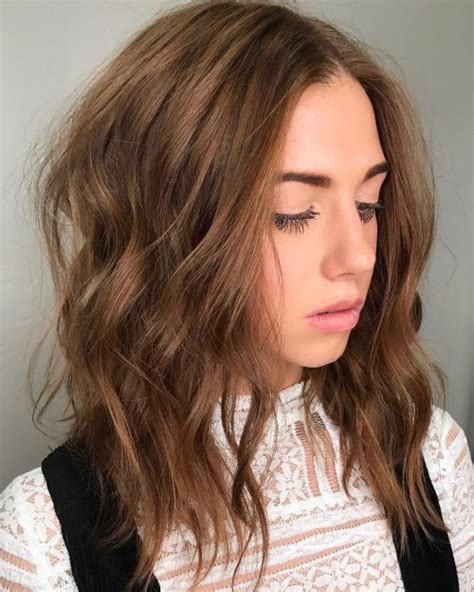 Changing your hairstyle of shoulder length wavy hair into any other hairstyle takes almost no time thus becoming very convenient. 22 Perfect Medium Length Hairstyles for Thin Hair in 2020