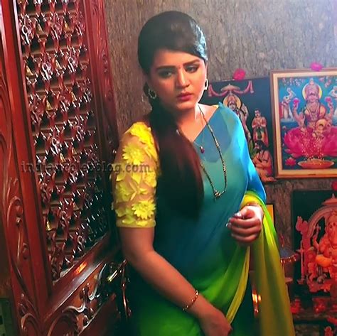 Aishwarya Gowda Telugu Serial Hot Sari Caps