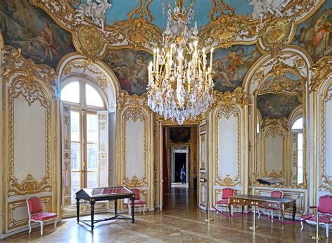38 vacation rentals and hotels available now. Rococo: The Height Of French Flamboyancy