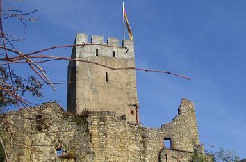Planen sie ihre reise und ihren urlaub in lörrach mit dem grünen reiseführer von michelin. Quermania - Burg Rötteln - Wahrzeichen von Lörrach am ...