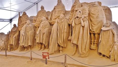 Sehenswerte Sandskulpturen Ausstellung in Prora auf Rügen Ostsee