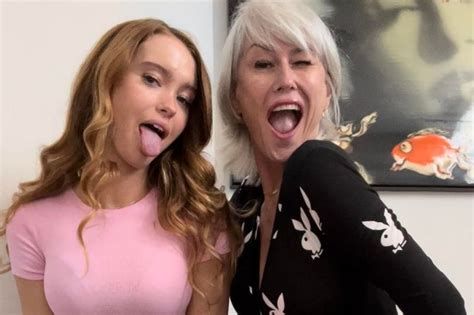 Gran Joins Onlyfans To Pay Rent And Daughter Helps Her Take The