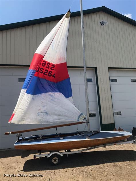 In 1945, founded by harry c. Melges M-16 Scow sail boat in Hutchinson, MN | Item FK9378 sold | Purple Wave
