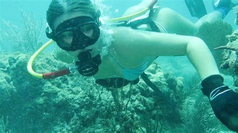 Sexy Woman In Bikini Hookah Scuba Diving With Freediving Fins Scuba Volume 1 Youtube