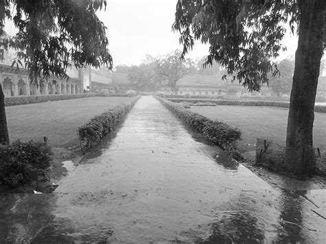 Fileagra Red Fort Agra Uttar Pradesh Bnw 86 Wikimedia Commons