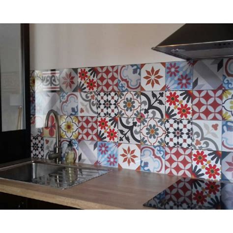 Les carreaux ciment colorés décorent votre salon ou cuisine grâce à leurs couleurs chatoyantes et composant des sols à motifs variés. crédence alu pour cuisine | CARREAUX DE CIMENT COULEUR