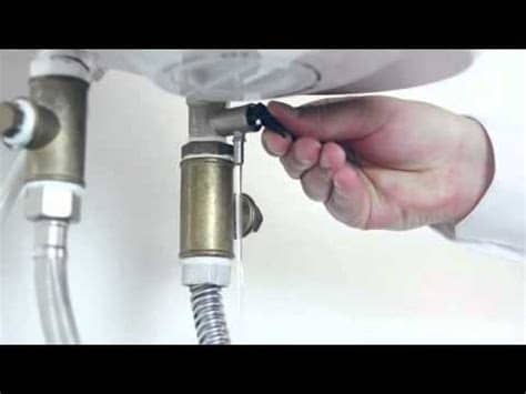 Lihat manual instalasi produk untuk diagram unit yang menunjukkan elemen pemanas. Service Ariston 081313462267 - YouTube