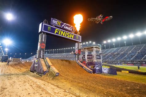 Hunter Lawrence, Jo Shimoda, and Haiden Deegan on SMX Round 2 - Racer X