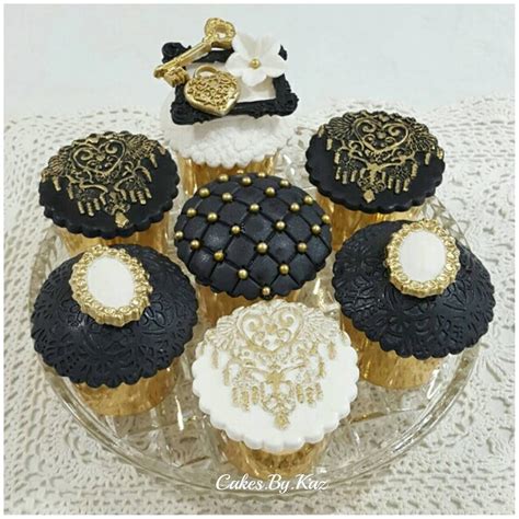 Black And Gold Fondant Cupcakes Fondant Cupcake Toppers Cake Designs