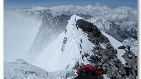 Afraid Of Heights He Climbed Mount Everest — Now Hes Helping Others Conquer Their Fears Too