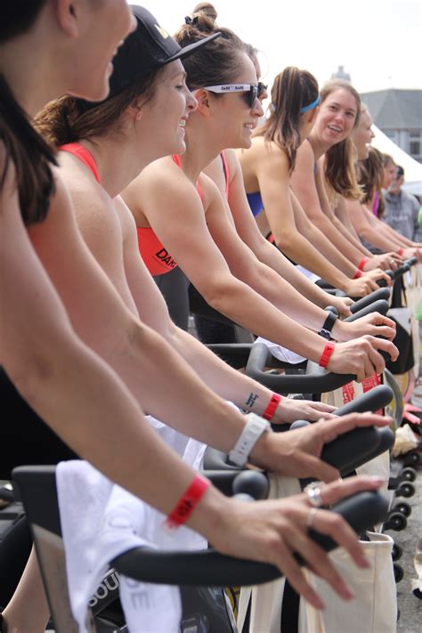 무료 이미지 휴양 여자 모델 운동 훈련 제사 유행 의류 건강한 적합 연습 수영복 주유 자전거 타기