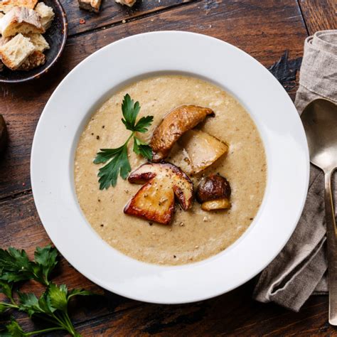 Velouté de champignons à la truffe