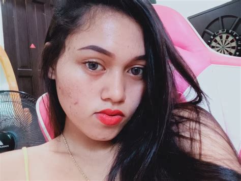 Oliviamolley Black Haired Asian Teen Girl Webcam