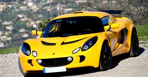 Ferruccio lamborghini was displeased with enzo ferrari's clear reluctance to build a good road car that was reliable and. Lamborghini Ferrari Bugatti Porsche | Wallpapers Gallery