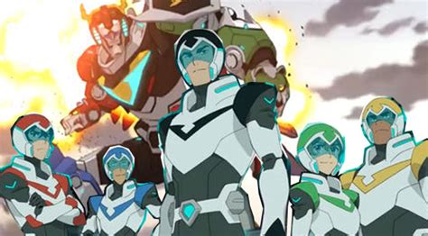 The Prodcuers Of Voltron Legendary Defender On Reviving A Classic