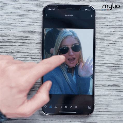 Mylio GIFs On GIPHY Be Animated