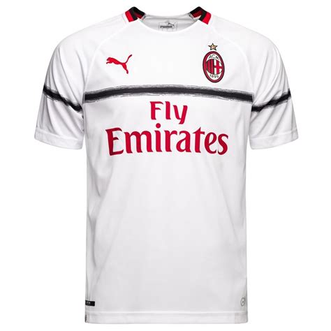 A kit inspired by the elegance and architecture within the city of milan. TFC Football - PUMA AC MILAN 18/19 AWAY JERSEY
