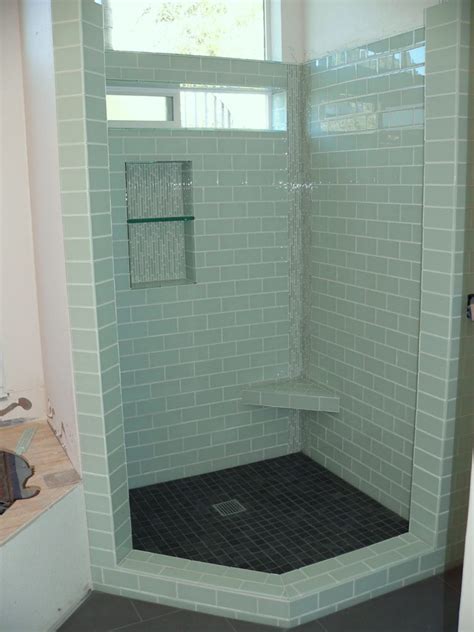 Easily installed, colorful and stylish. Bathroom tile designs glass mosaic | Hawk Haven