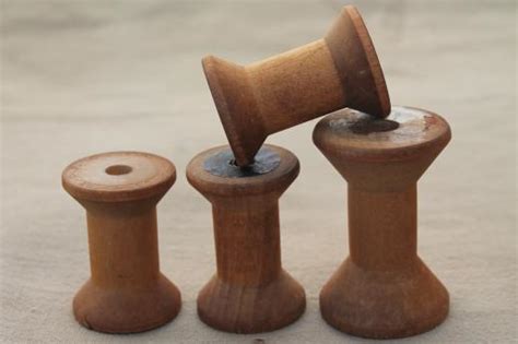 Vintage Wooden Spools Old Sewing Thread Spools Primitive Wood Spool Lot