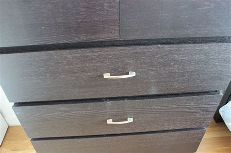 How to put handles on cabinets. DIY: How to Install Handles on Drawers or Cabinets