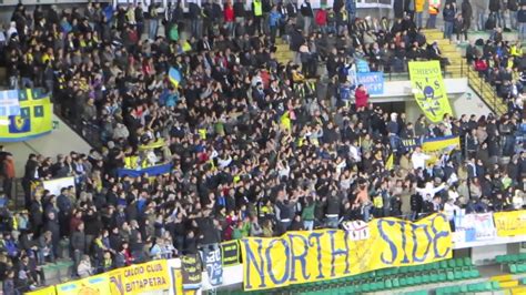 On 24 august 2010, andreolli completed a transfer to fellow serie a side chievo to gain more playing time. Hellas - Chievo Verona 0-1 Tifosi North Side Chievo nel ...