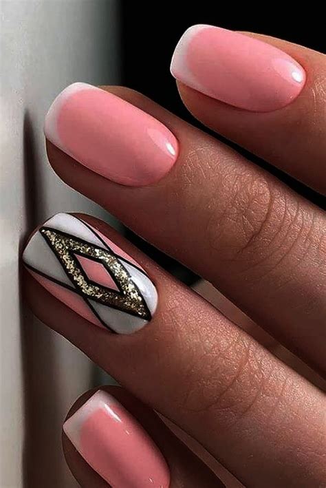 35 Pretty Hot Pink Nail Designs That Are In Rage