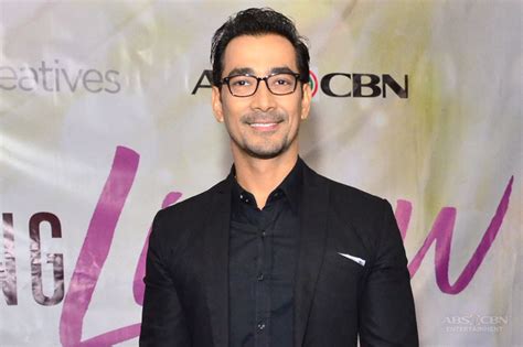 Under the cut there are 100 rp icons of raymond bagatsing in pusong ligaw as jaime laurel. How an endless passion for acting always brings Raymond ...