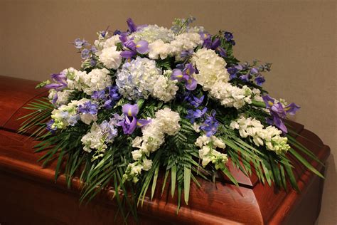 Heavenly Blue Casket Spray In Burbank Ca Samuels Florist