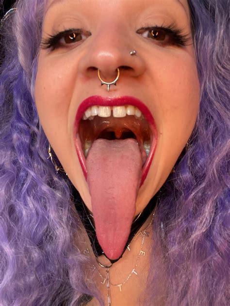 Hi My Luvs Its Been A While I Miss Yall 💕 Heres All The Angles 😉 Rlongtonguefetish