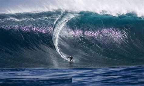 Surfing A Tsunami Tsunami Surfing Youtube Class Girl