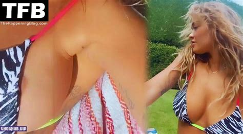 Top Rita Ora Flashes Her Areola In A Tiny Bikini Nude Sexy Pics