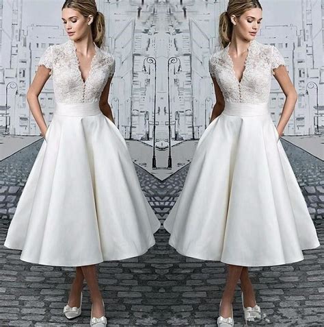 Discount 2020 Vintage White Satin Deep V Neck Lace A Line Wedding