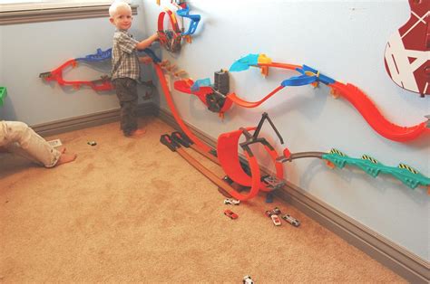 Home made wall mounted hot wheels track : Hot Wheels Wall Tracks Review - The Organized Mom