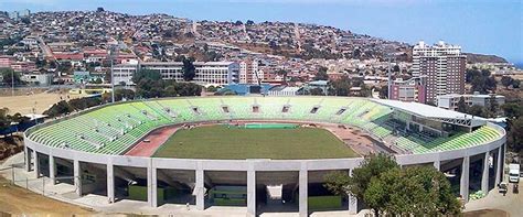Somos el decano del fútbol chileno. El Estadio - Santiago Wanderers - Sitio Oficial