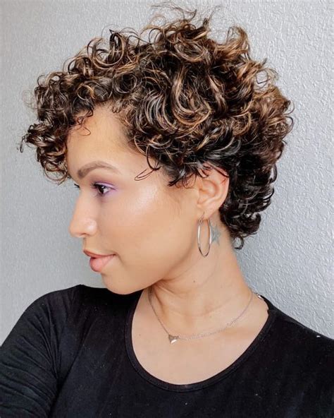 29 Most Flattering Hairstyles For Short Curly Hair To Perfectly Shape Your Curls