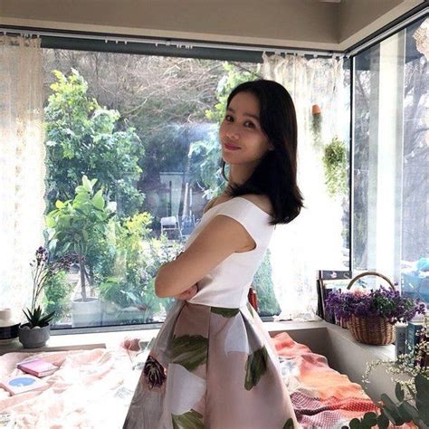 Son Ye Jin Encourages Audiences To Catch Her Newest Drama Pretty Sister Who Buys Me Food Artofit