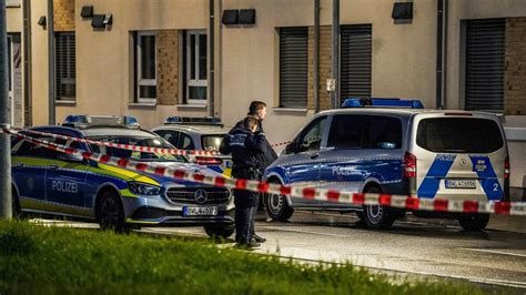 Erneut Schießerei In Plochingen Mann Angeschossen Großeinsatz Der Polizei Lka Prüft