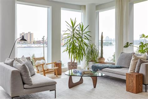Eskayel founder shanan campanaro says her business has remained fairly stable because it works mainly with interior designers who are working on new. 15 gorgeous backdrops for your next Zoom call | Living ...
