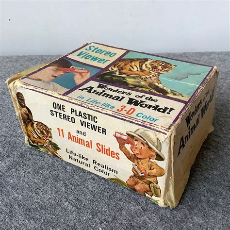 Vintage Toy Stereo Viewer Wonders Of The Animal World With 7 Animal
