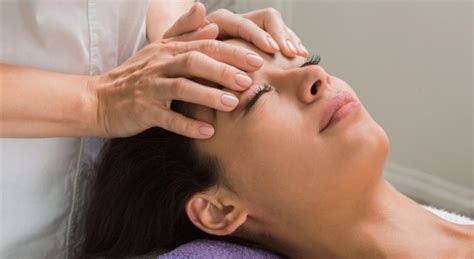 Kobido Le Massage Facial Anti âge Efficace Et Tendance Clic Bien être
