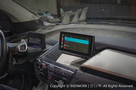 Carplay has been a long time coming to bmw, but it now looks like the system is available as a $300 option across almost all models. 2015 BMW i3 Apple Carplay-3 | INDIWORK VIDEO | 인디웍 비디오