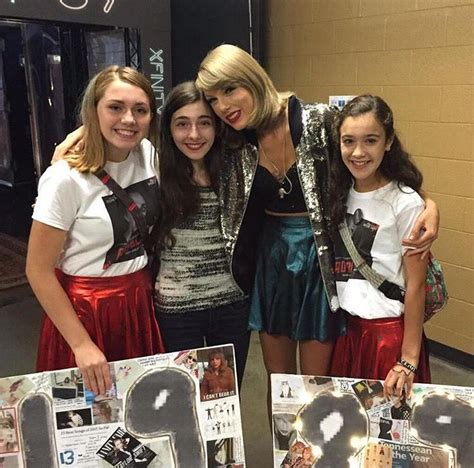 Taylor Swift Backstage At The 1989 Tour In Nashville Tn 92515 Taylor Swift Fan Taylor