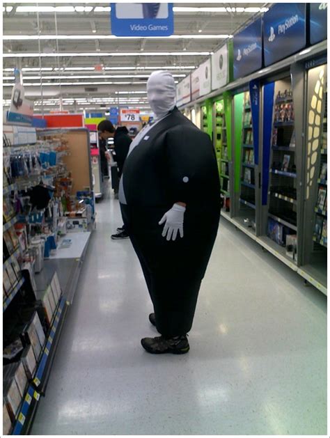24 Weird People And Things Seen In Walmart Funny Gallery Ebaums World